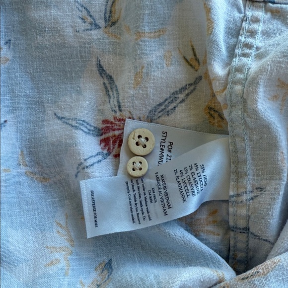 Faherty Light Blue Floral Men's Shirt - Picture 4 of 5